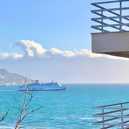 Theseaviewapartamentsvlore *